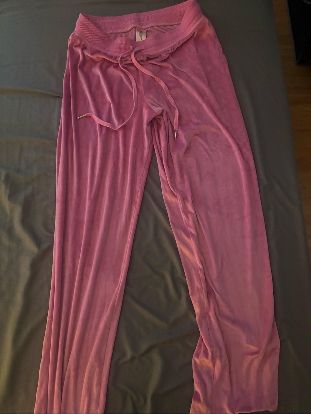 Juicy Couture Pink Velour Lounge Pants with Drawstring Waist